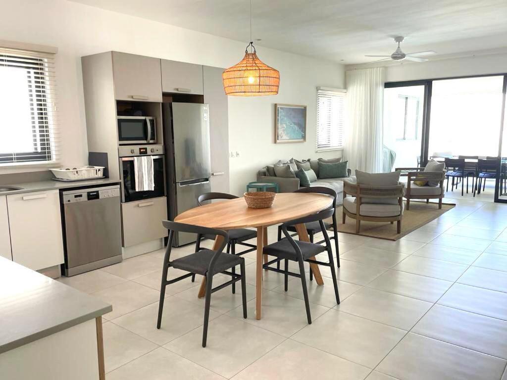 East Coast Beachfront Luxury - Eastern Blue Apartments بوست لافايِت المظهر الخارجي الصورة